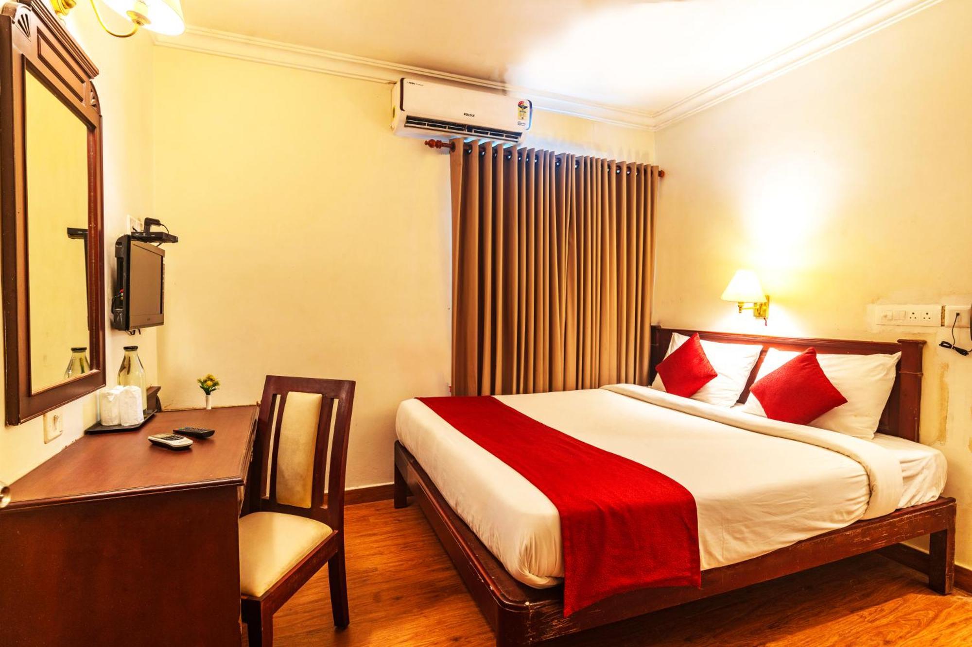 Kochi Hotel Archana Inn מראה חיצוני תמונה