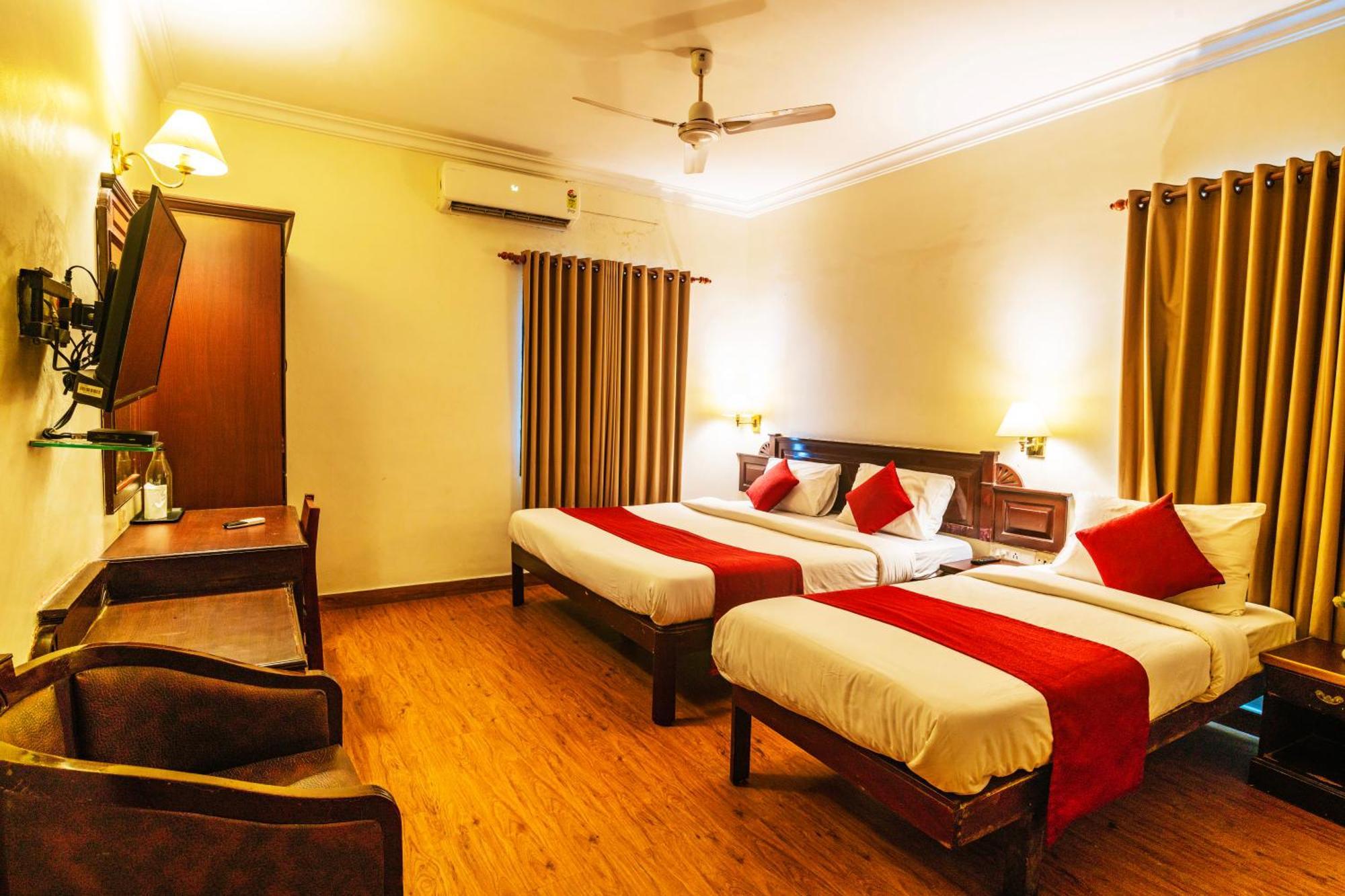 Kochi Hotel Archana Inn חדר תמונה