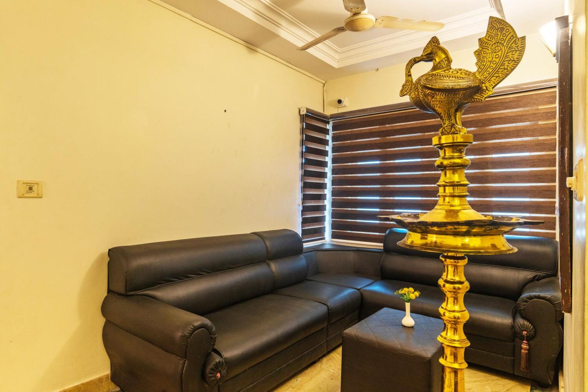 Kochi Hotel Archana Inn מראה חיצוני תמונה