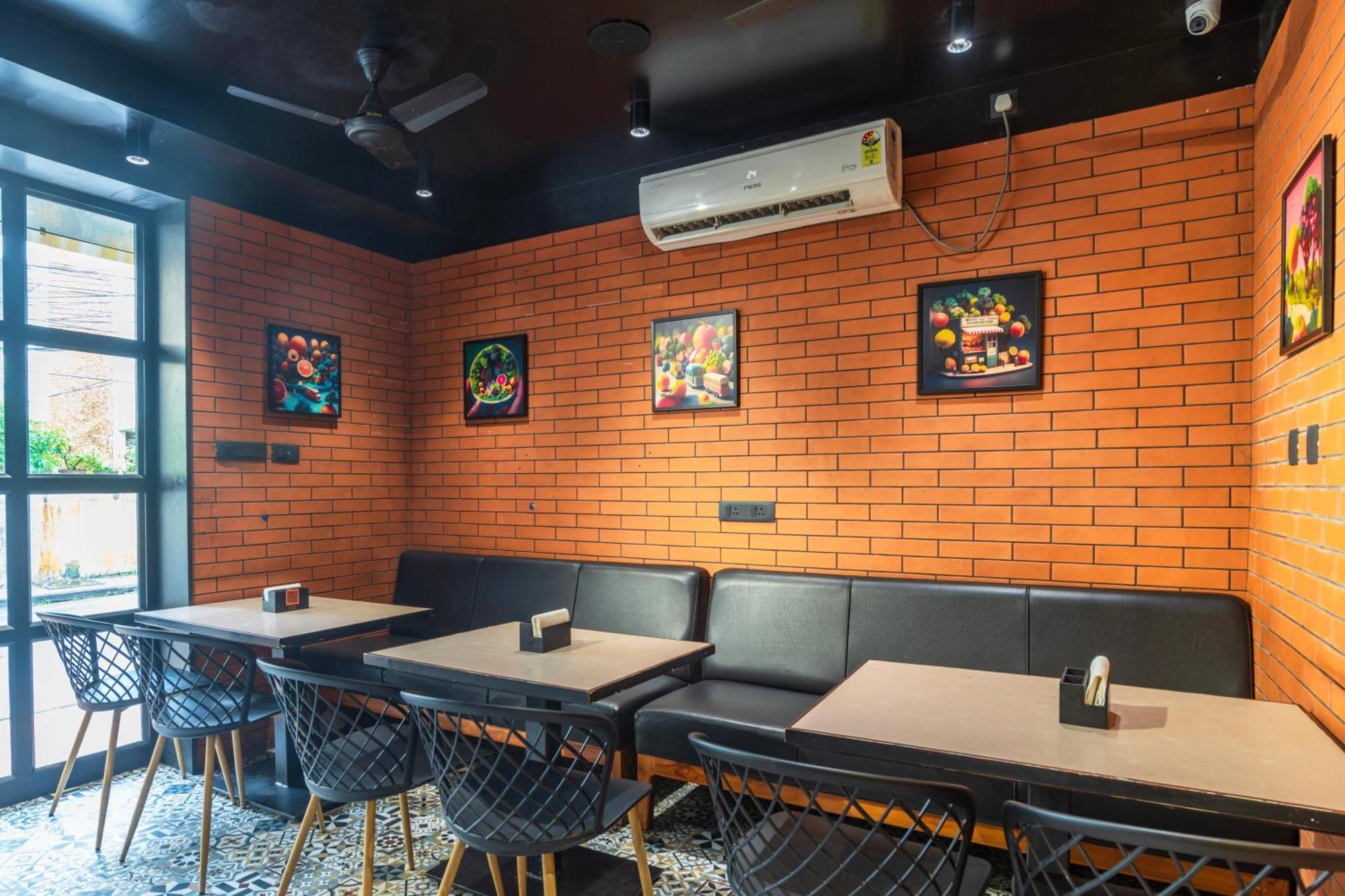 Kochi Hotel Archana Inn מראה חיצוני תמונה