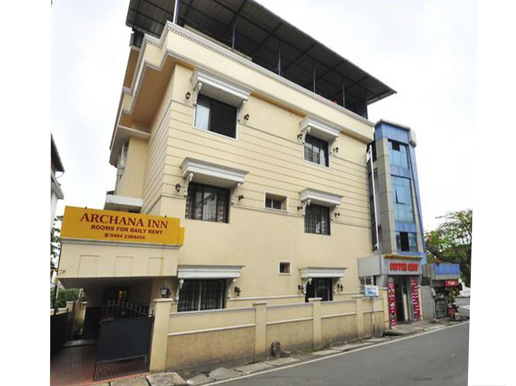 Kochi Hotel Archana Inn מראה חיצוני תמונה
