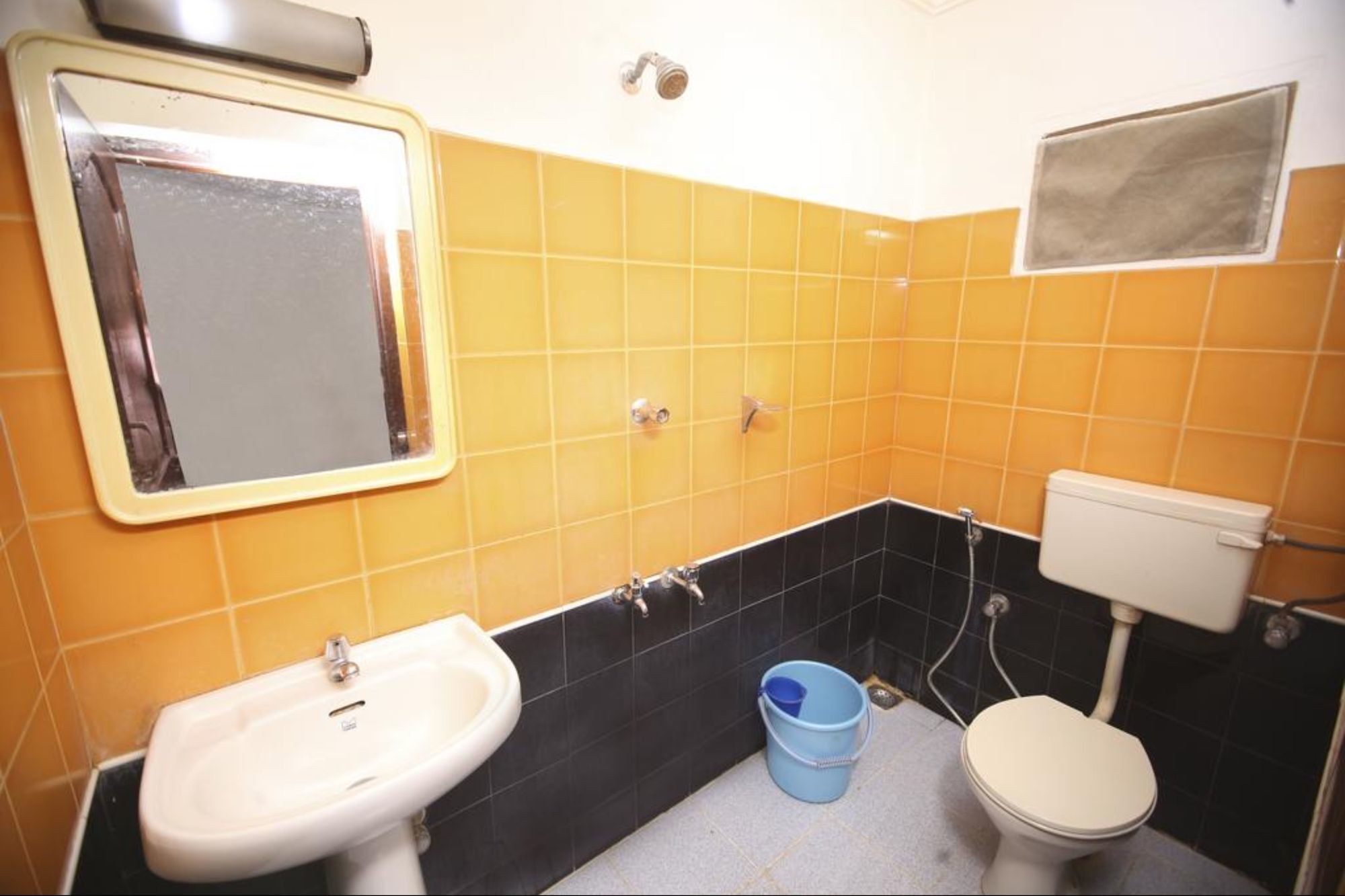 Kochi Hotel Archana Inn מראה חיצוני תמונה