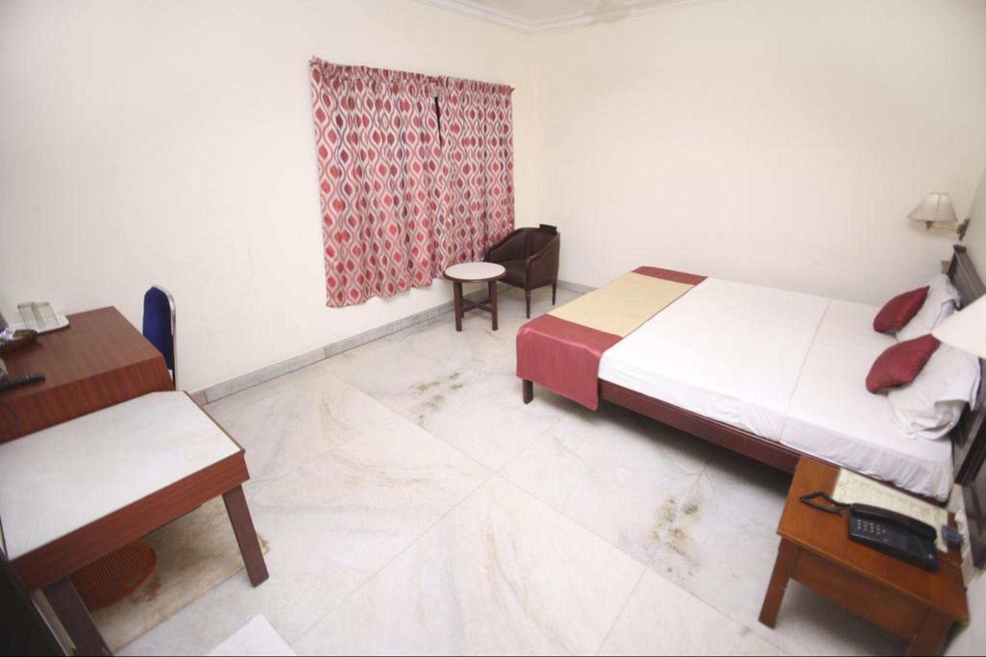 Kochi Hotel Archana Inn מראה חיצוני תמונה